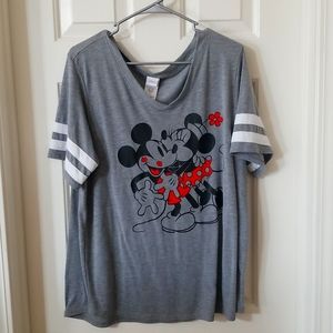 Disney v-neck tshirt